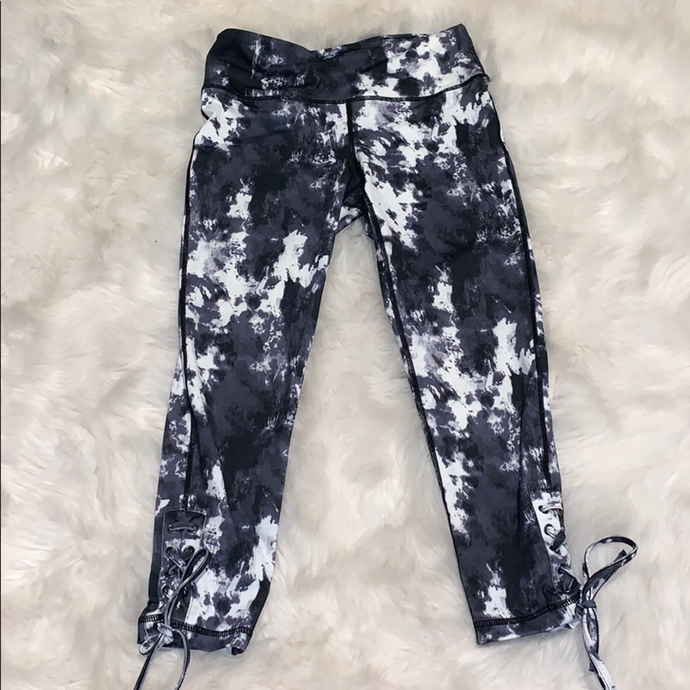 Boutique cropped leggings!